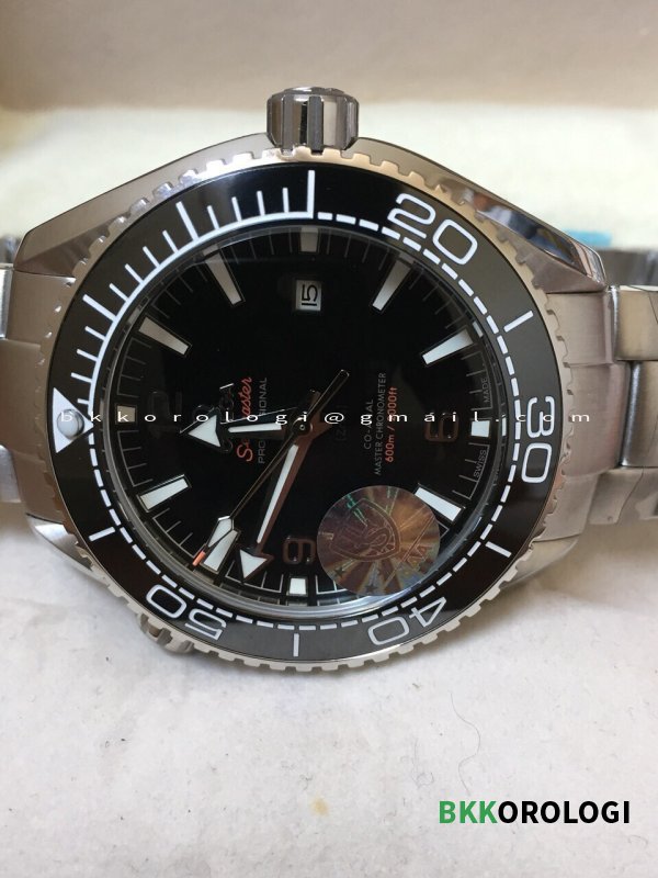Omega Seamaster Planet Ocean 600M Quadrante Nero