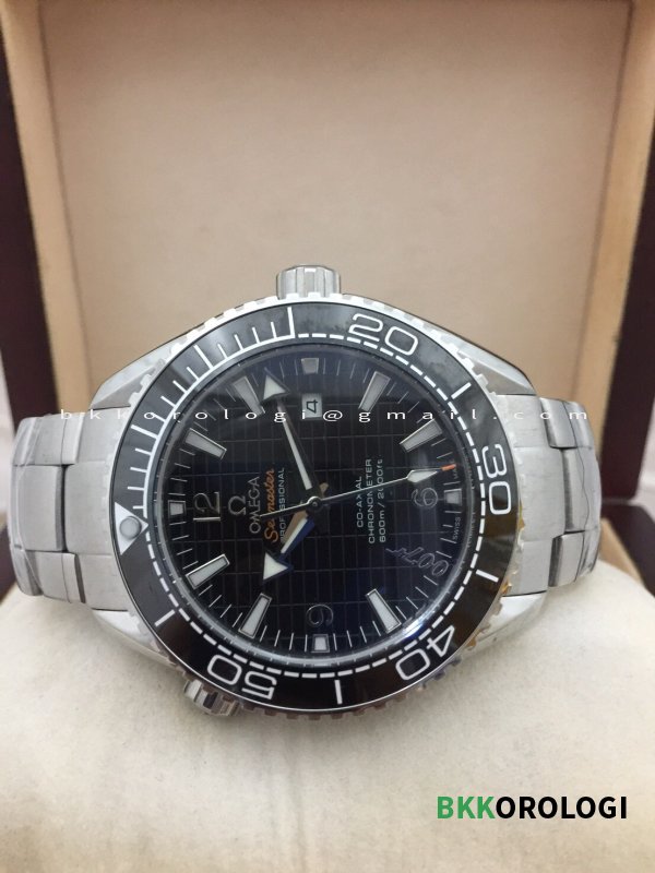 Omega Seamaster The Planet 600M 007 Quadrante Nero