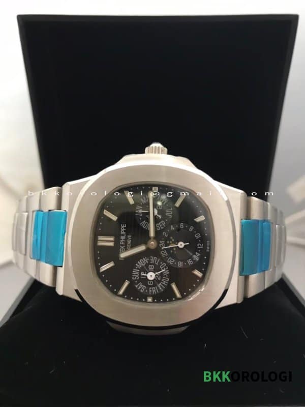 Patek Philippe Nautilus Calendario Perpetuo Quadrante Nero 57401G